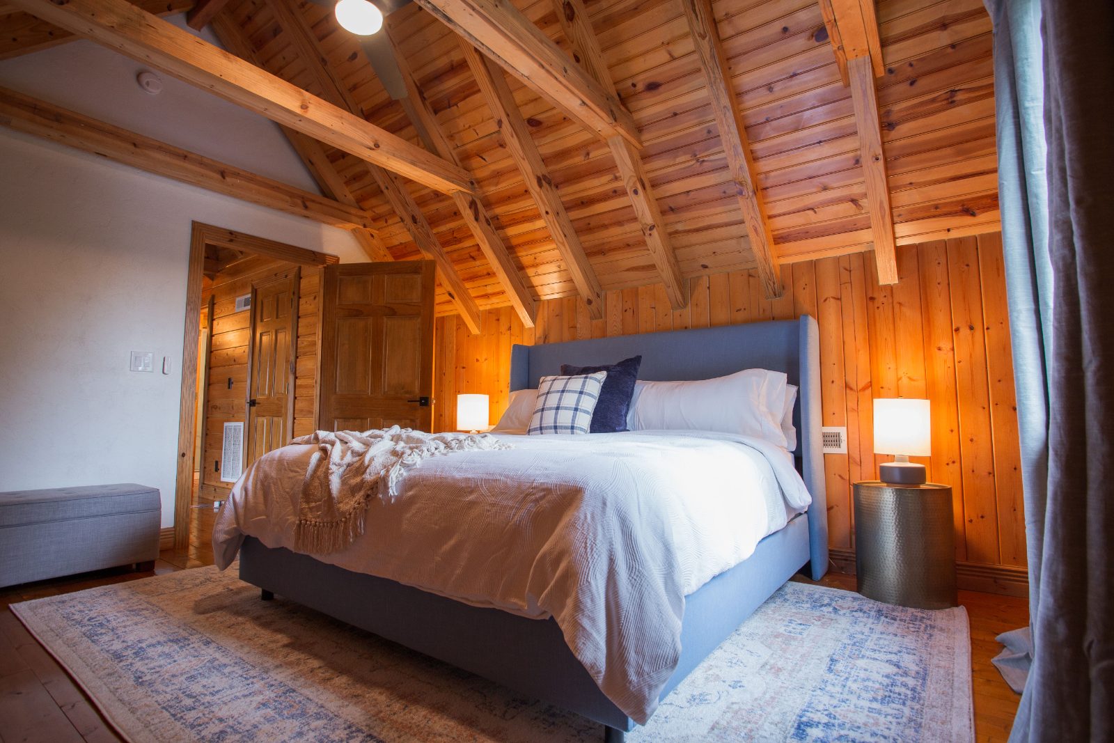Upper-level king bedroom